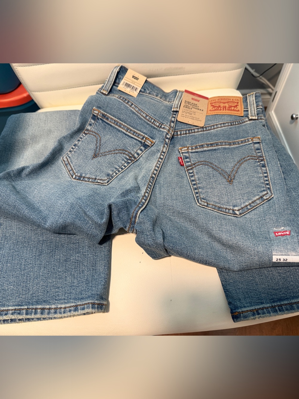Levi's Women’s Medium Blue Ribcage Straight Leg Jeans